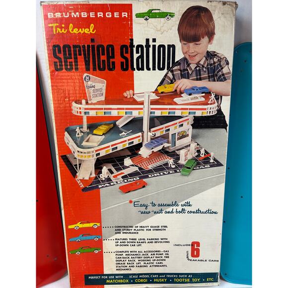 Vintage 1960s Brumberger Tri‑Level Service Station Steel Construction Set w/ Box - Picture 2 of 16